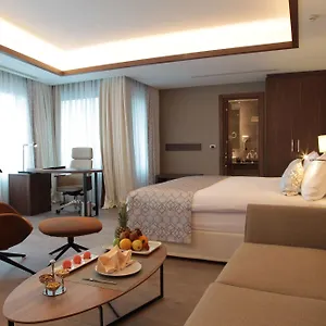 Bricks Hotel